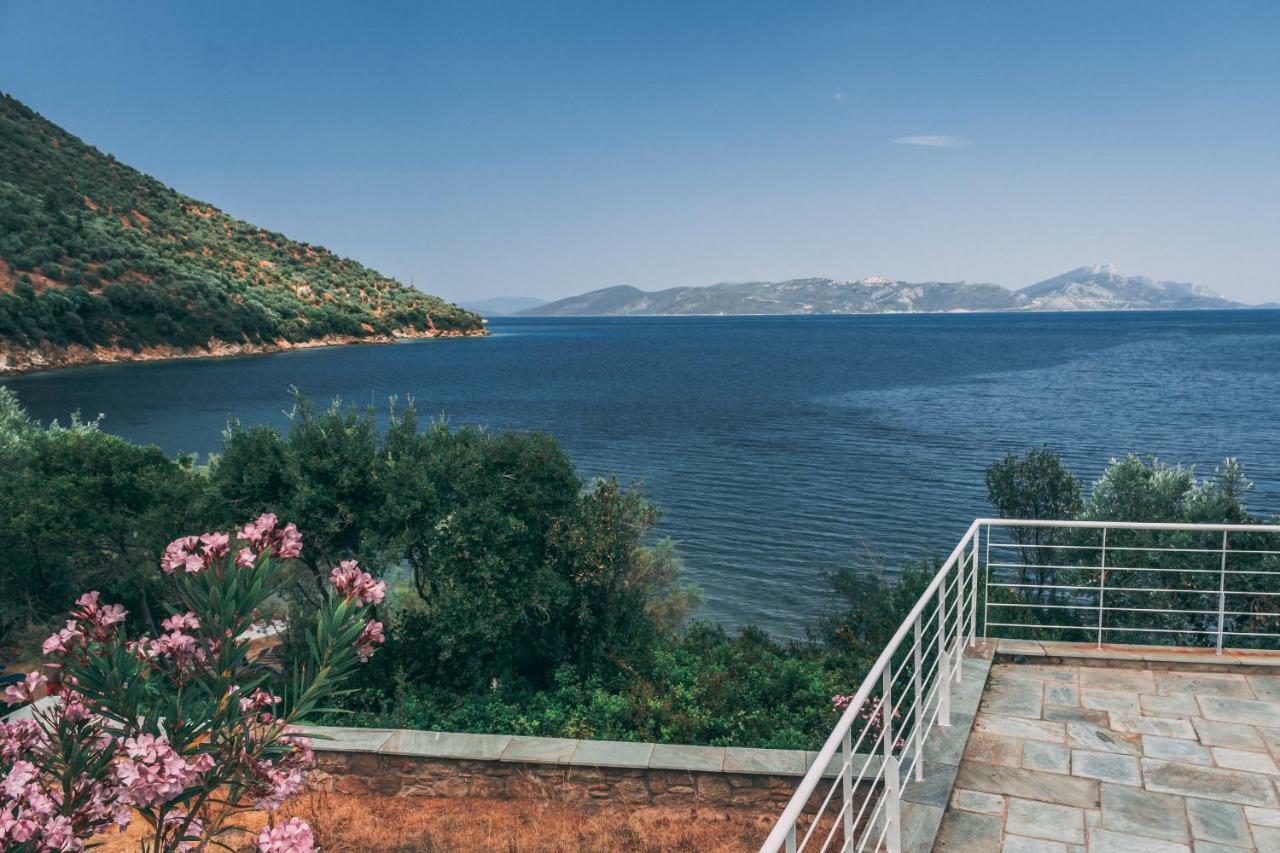 Villa Elia Pteleós Екстериор снимка