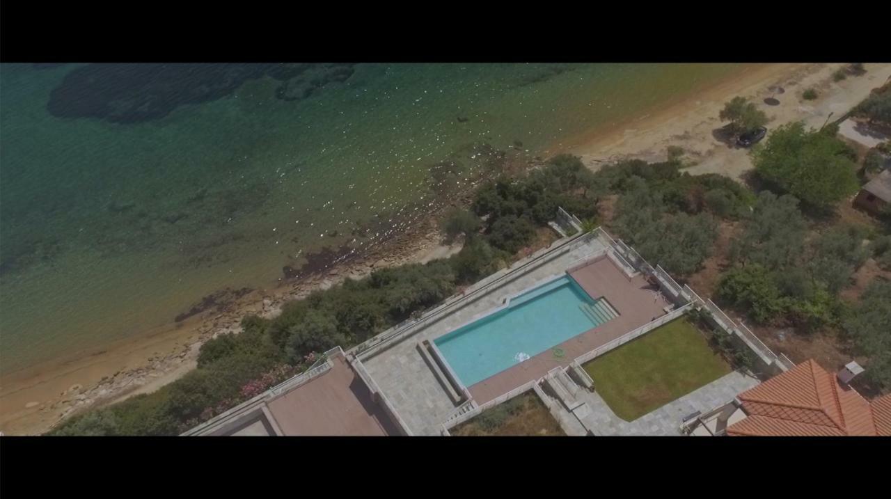 Villa Elia Pteleós Екстериор снимка
