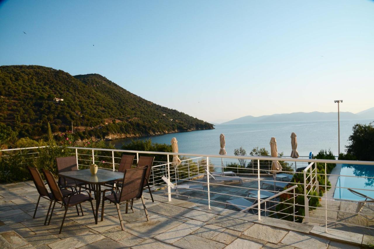 Villa Elia Pteleós Екстериор снимка