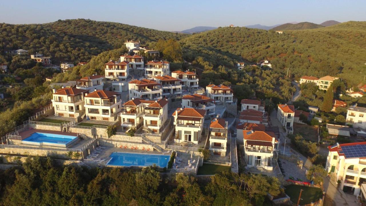 Villa Elia Pteleós Екстериор снимка